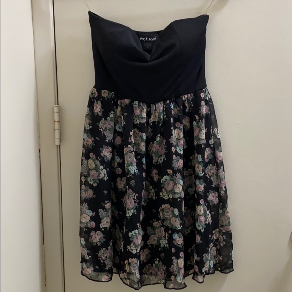 💜4/$30 - floral sleeveless dress